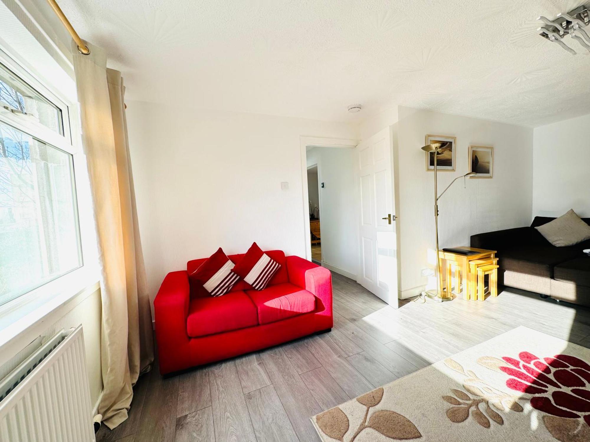Tillicoultry Jupiter Apartment - Scotland Holiday Let Екстериор снимка