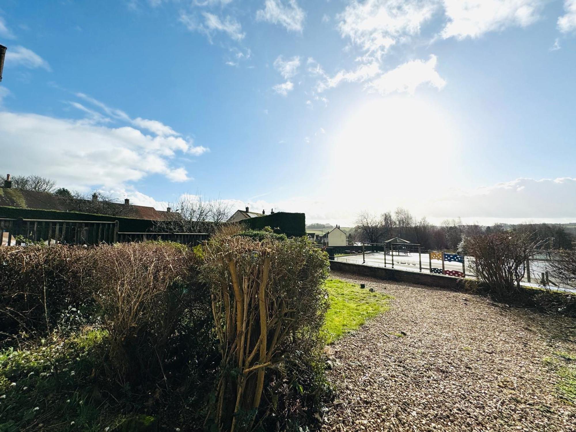 Tillicoultry Jupiter Apartment - Scotland Holiday Let Екстериор снимка